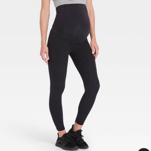 Ingrid & Isabel Pants - Isabel Maternity Leggings
By
Ingrid & Isabel Size M